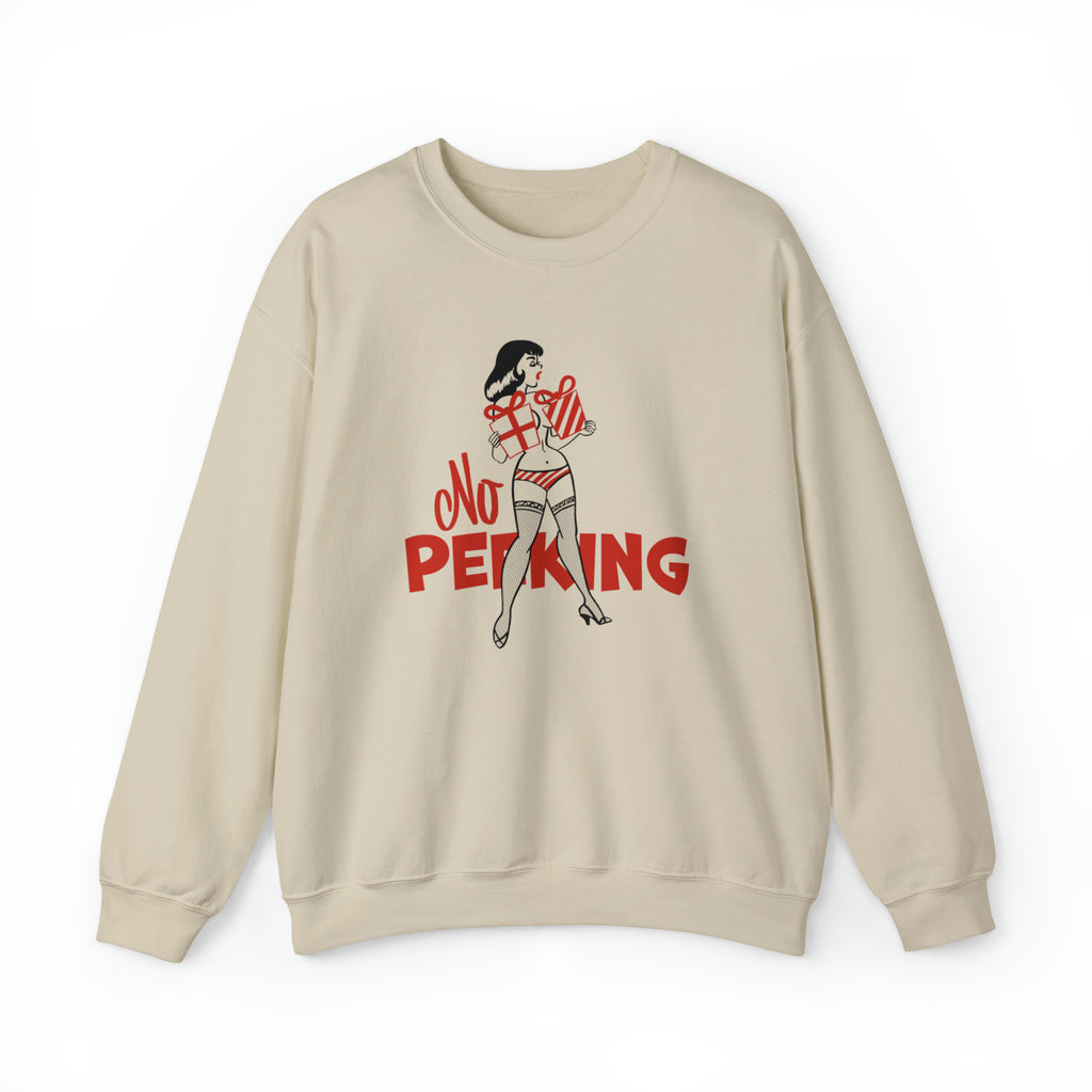 No Peeking - Pinup Christmas Men's Unisex Sweatshirt Sand