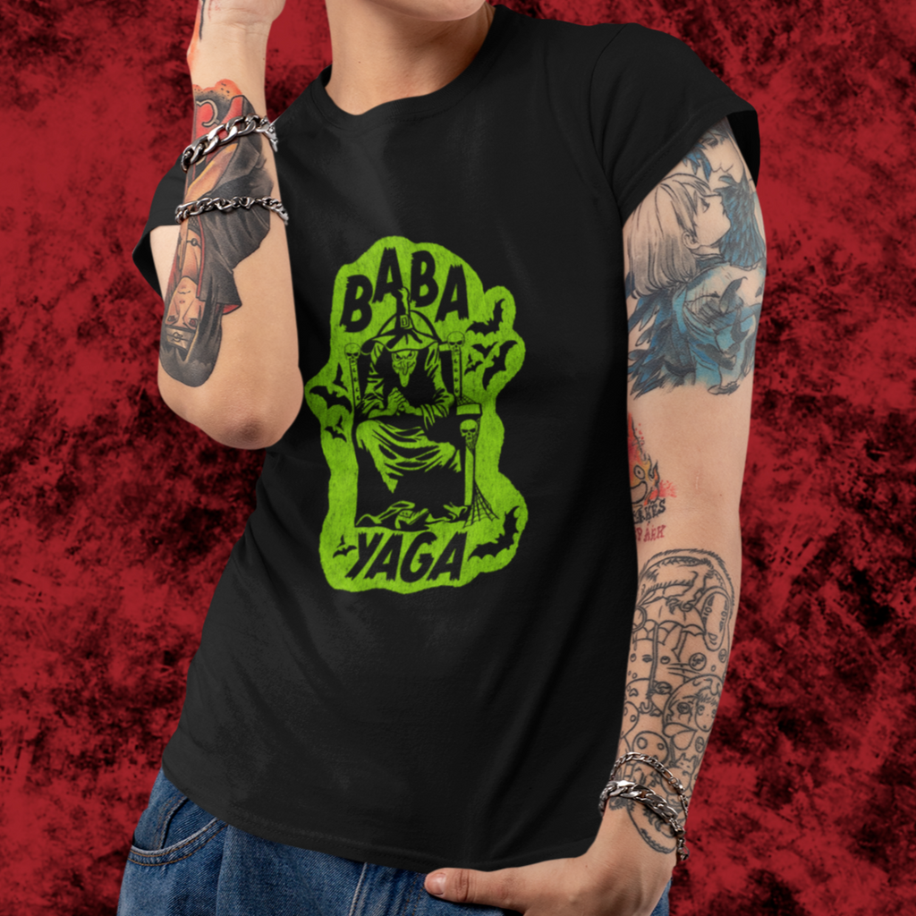 Witch Baba Yaga Green Print Vintage Halloween Women's T-shirt