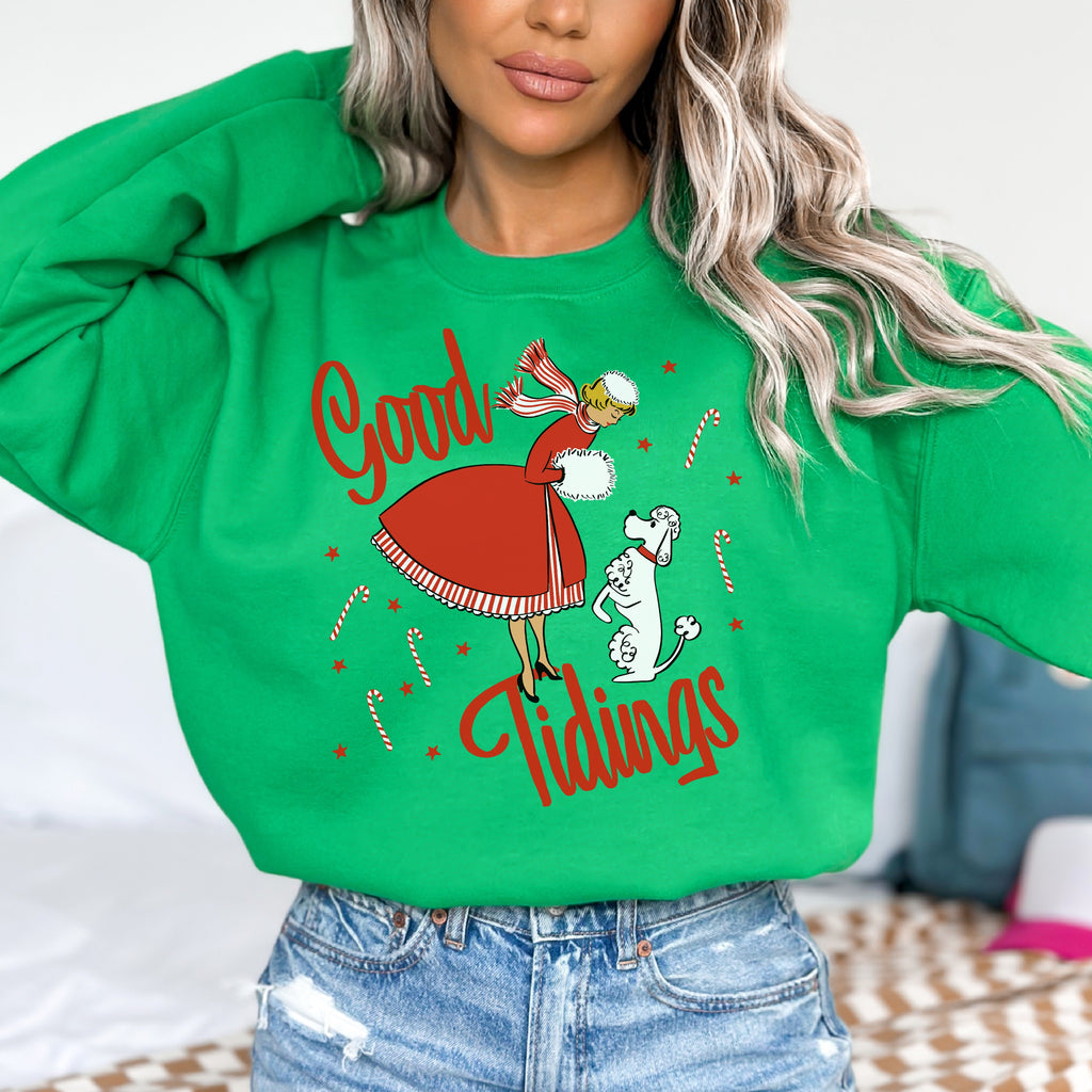 Good Tidings Retro Lady Christmas- Women's Unisex Sweatshirt Irish Green