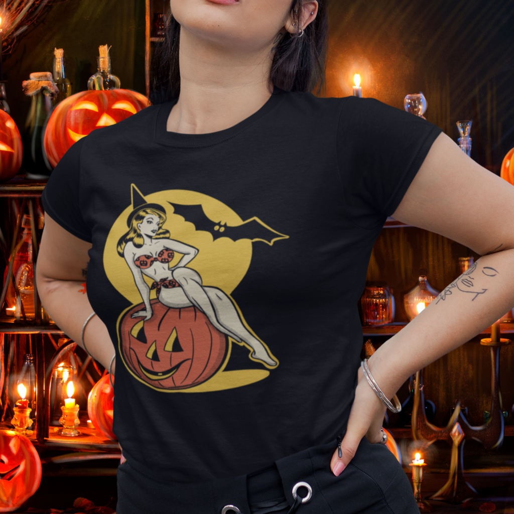 Classic Halloween Pinup Pumpkin Vintage 1950s Crewneck Women's T-shirt